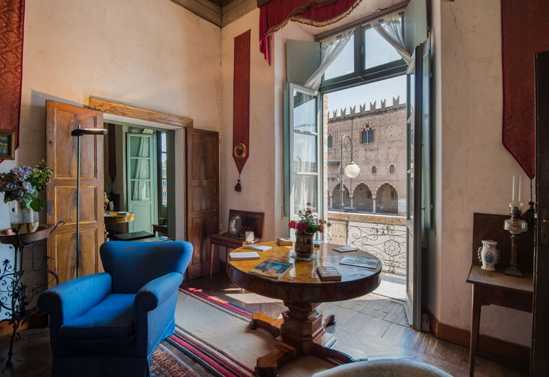 Castiglioni Suites: access to Piano Nobile